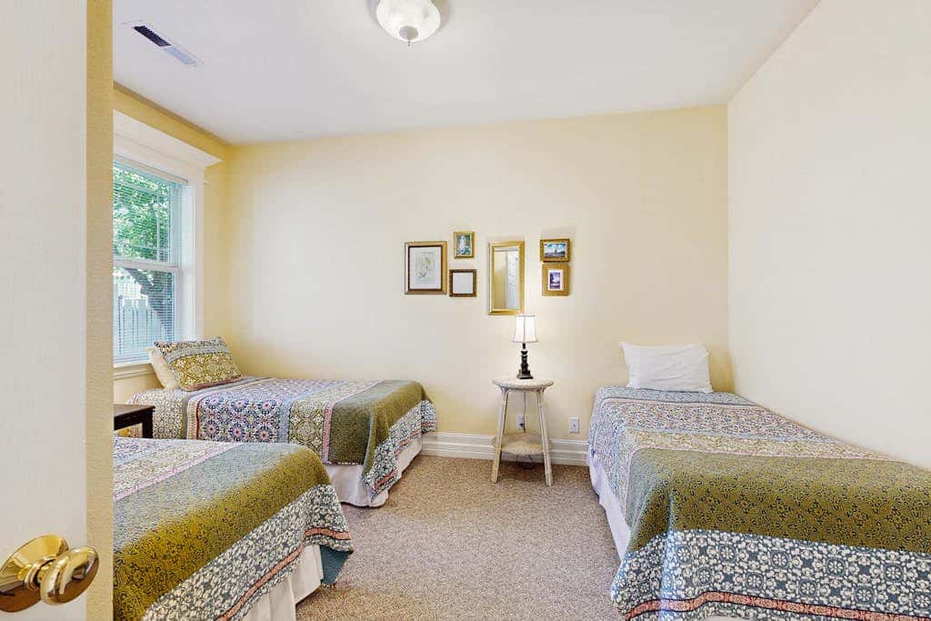 3 stunning water-view homes 1 block from beach with new hot tub-walk to Coast St