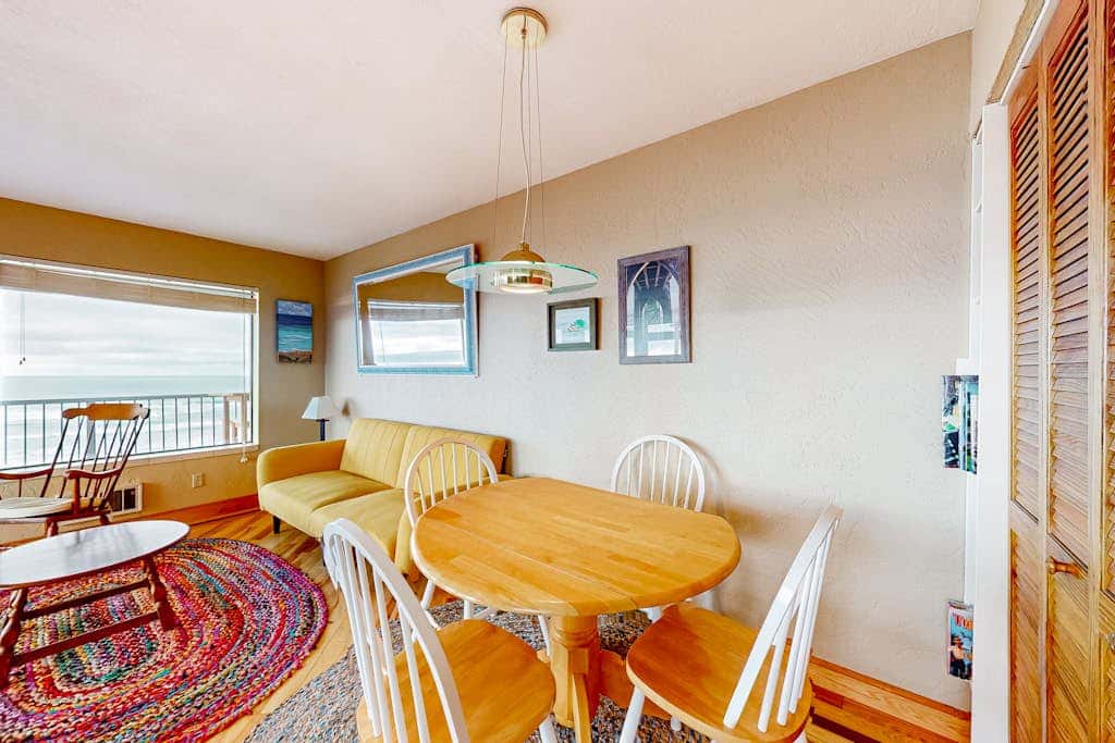 Oceanfront Nye Beach condo with gorgeous corner view & beach access