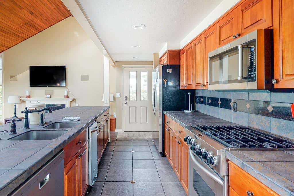Oceanfront Home with Private Hot Tub, Ocean Views, Fireplace & Beach Access Path