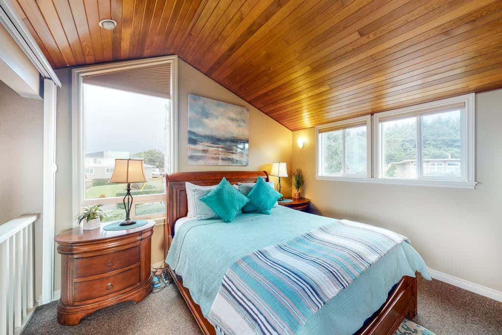 Oceanfront Home with Private Hot Tub, Ocean Views, Fireplace & Beach Access Path