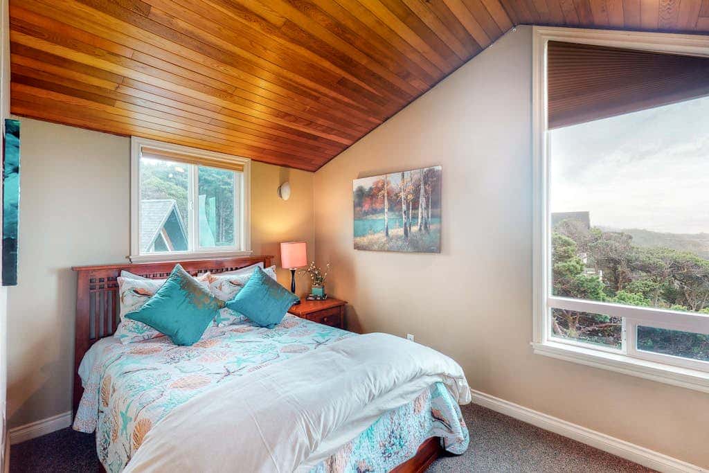 Oceanfront Home with Private Hot Tub, Ocean Views, Fireplace & Beach Access Path