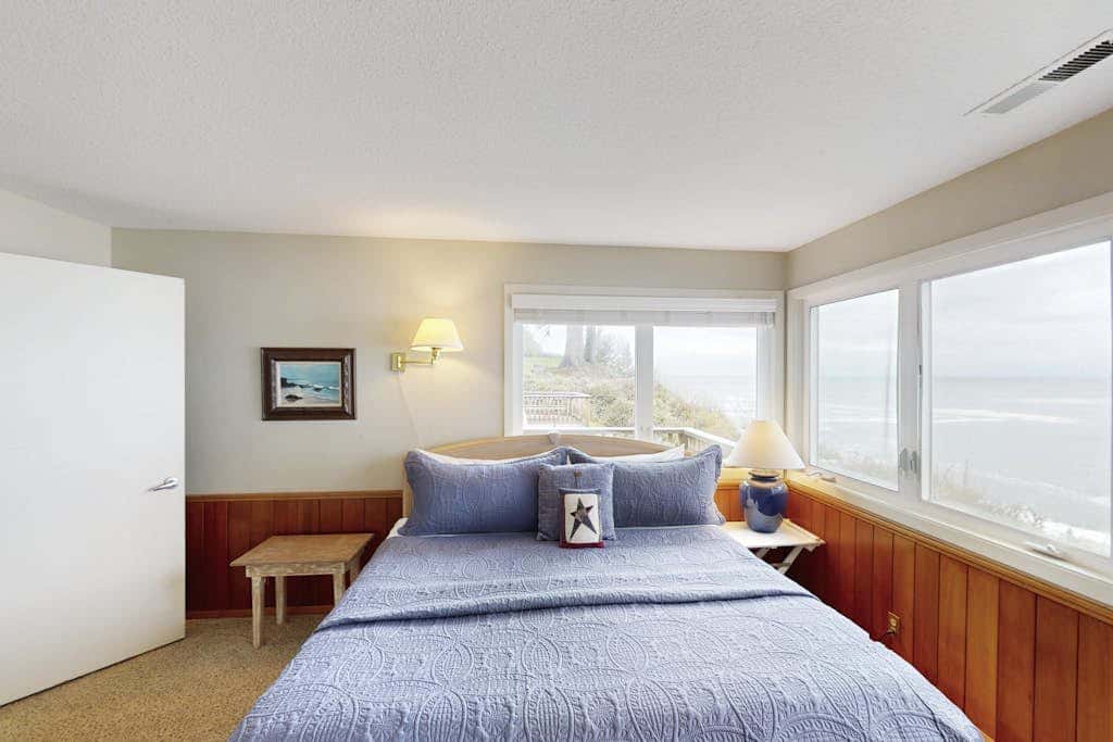 Beachfront house with sprawling ocean views near Tillamook Head