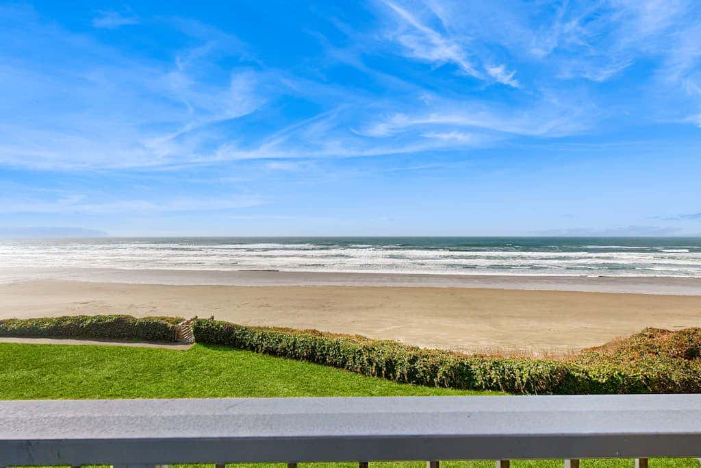 Modern oceanfront studio condo on Nye Beach with seasonal pool