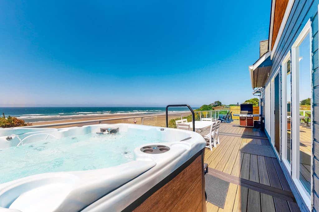 Oceanfront Home with Private Hot Tub, Deck Grill & Uninterrupted Pacific Views