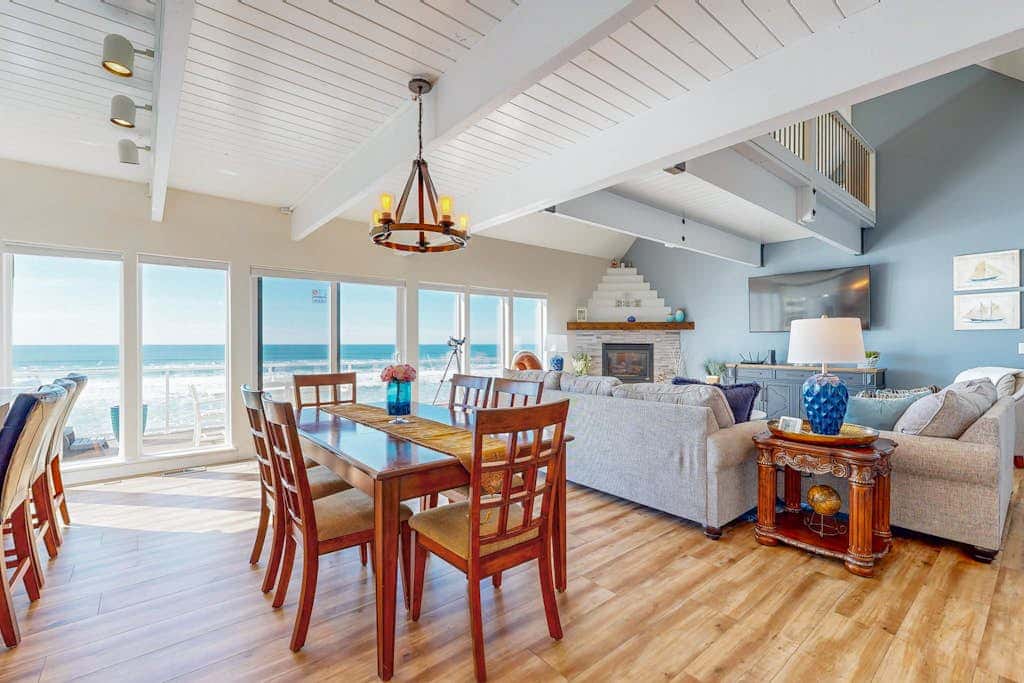 Oceanfront Home with Private Hot Tub, Deck Grill & Uninterrupted Pacific Views