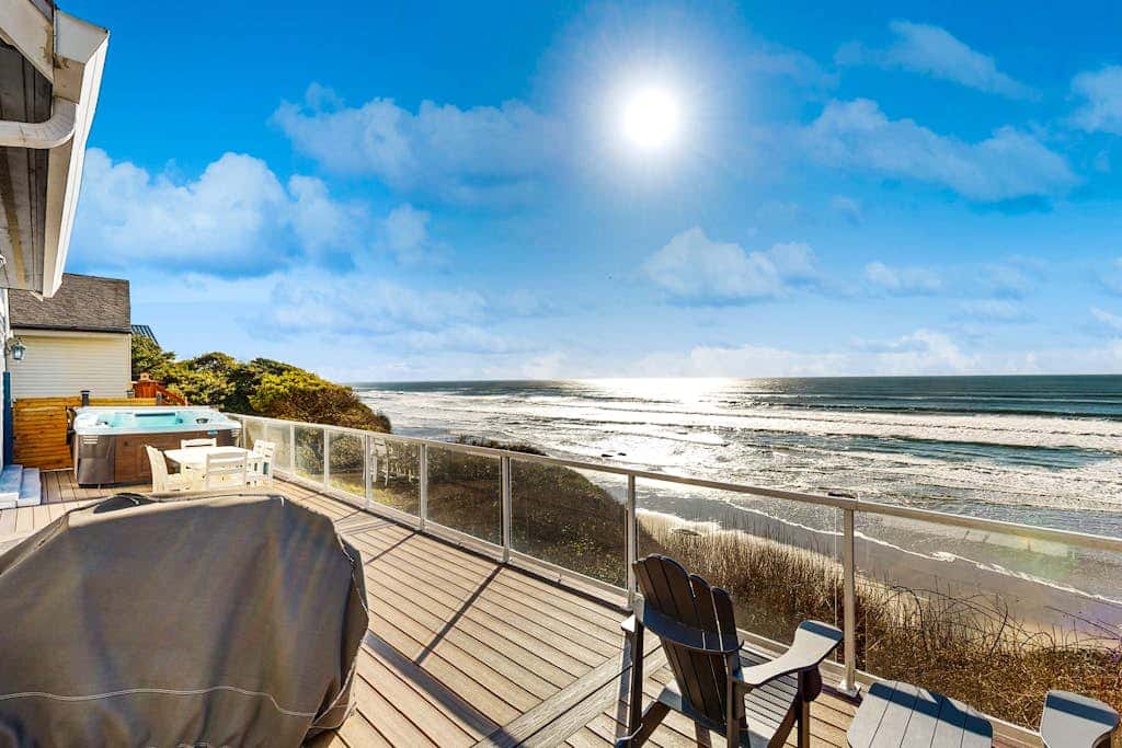 Oceanfront Home with Private Hot Tub, Deck Grill & Uninterrupted Pacific Views