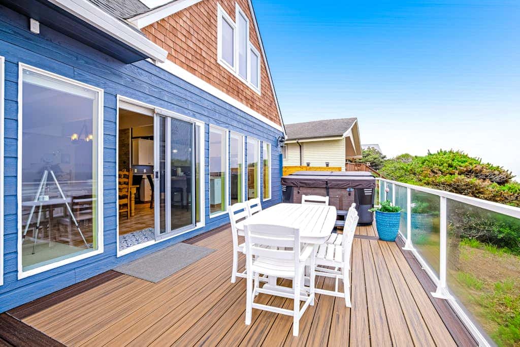 Oceanfront Home with Private Hot Tub, Deck Grill & Uninterrupted Pacific Views