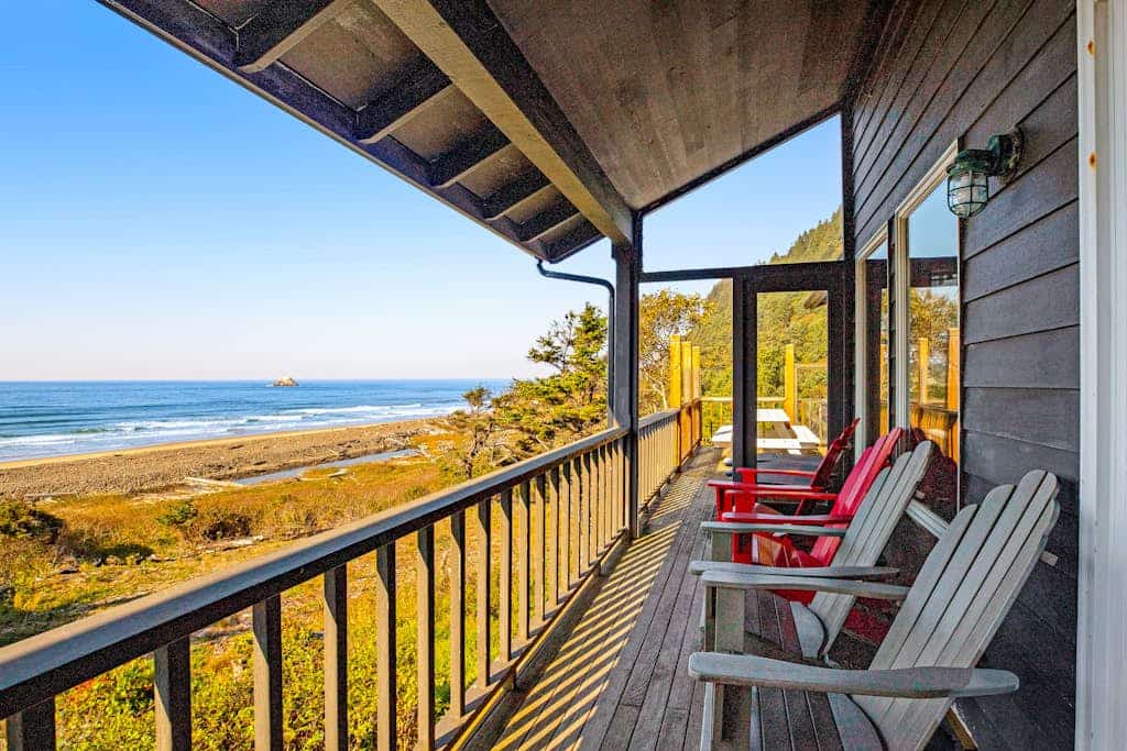 Pacific Ocean View Lodge