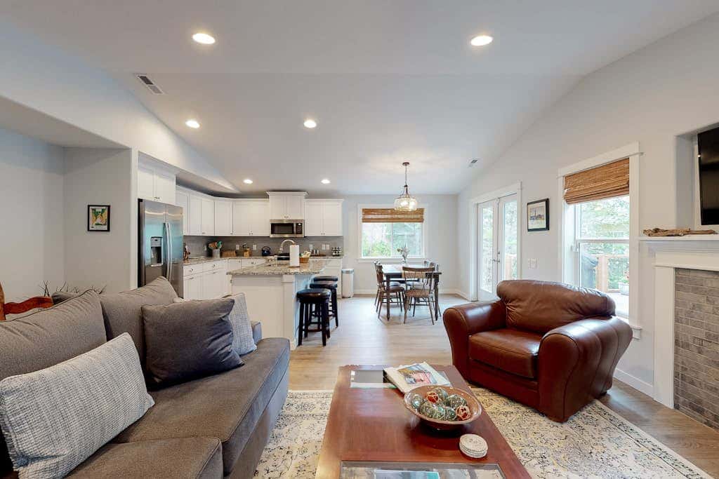 Brand-new home with hot tub, deck, fast WiFi, central AC, & great location