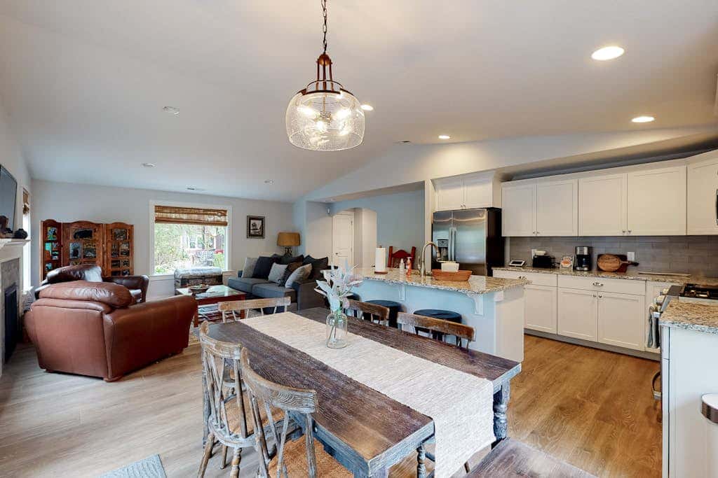 Brand-new home with hot tub, deck, fast WiFi, central AC, & great location