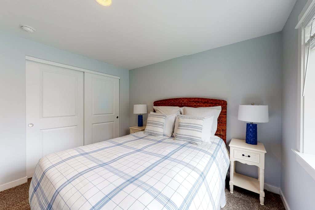 Brand-new home with hot tub, deck, fast WiFi, central AC, & great location