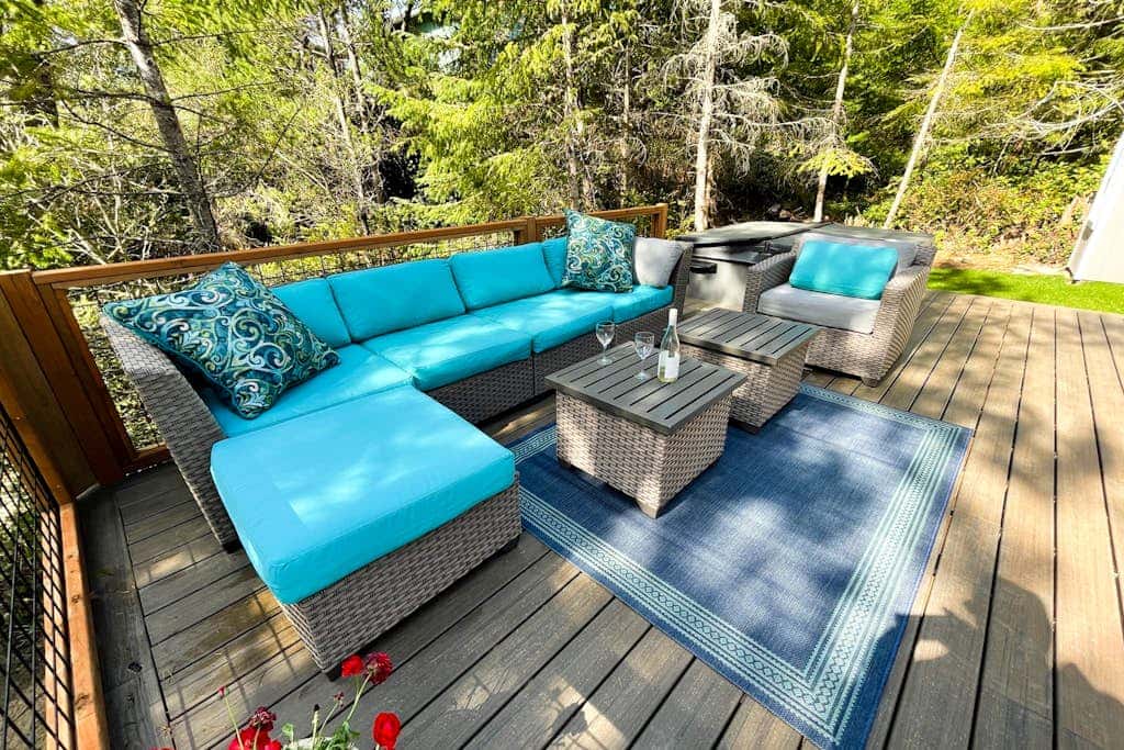 Brand-new home with hot tub, deck, fast WiFi, central AC, & great location
