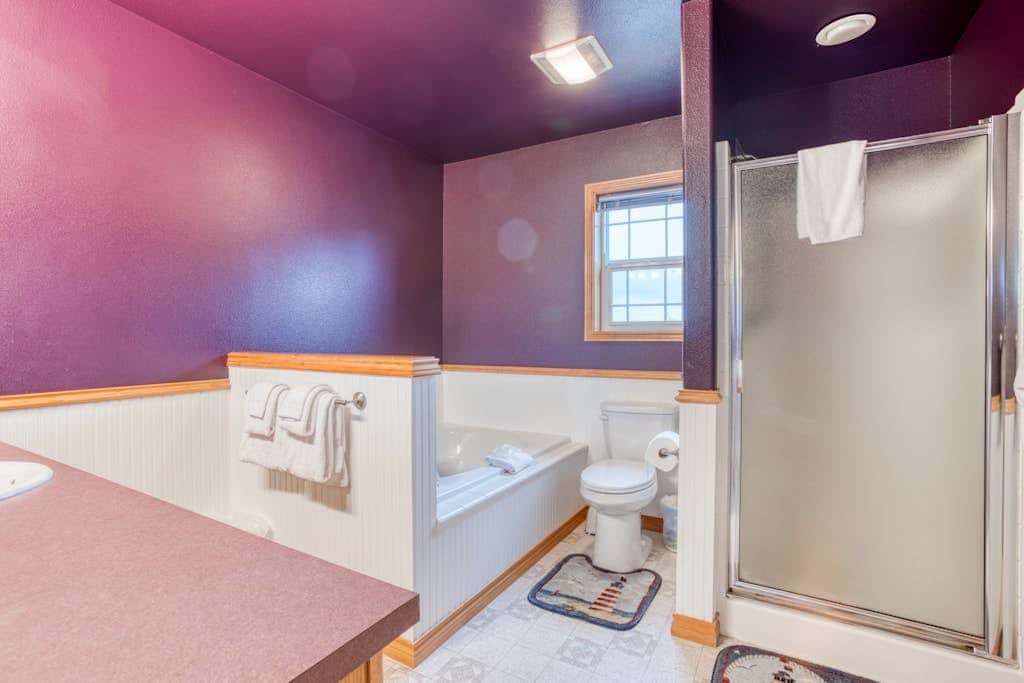 Dog-friendly house near the beach with spectacular views and pool table