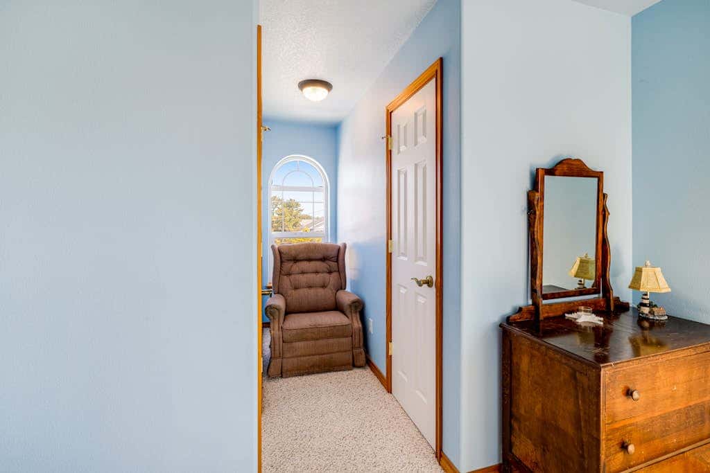 Dog-friendly house near the beach with spectacular views and pool table