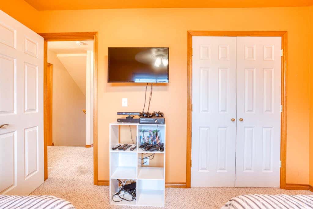 Dog-friendly house near the beach with spectacular views and pool table