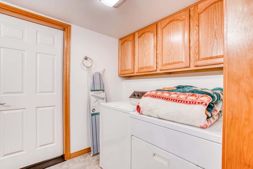 Dog-friendly house near the beach with spectacular views and pool table