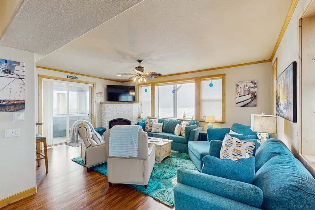 Dog-Friendly Oceanfront Home with Private Hot Tub and Unbeatable Views