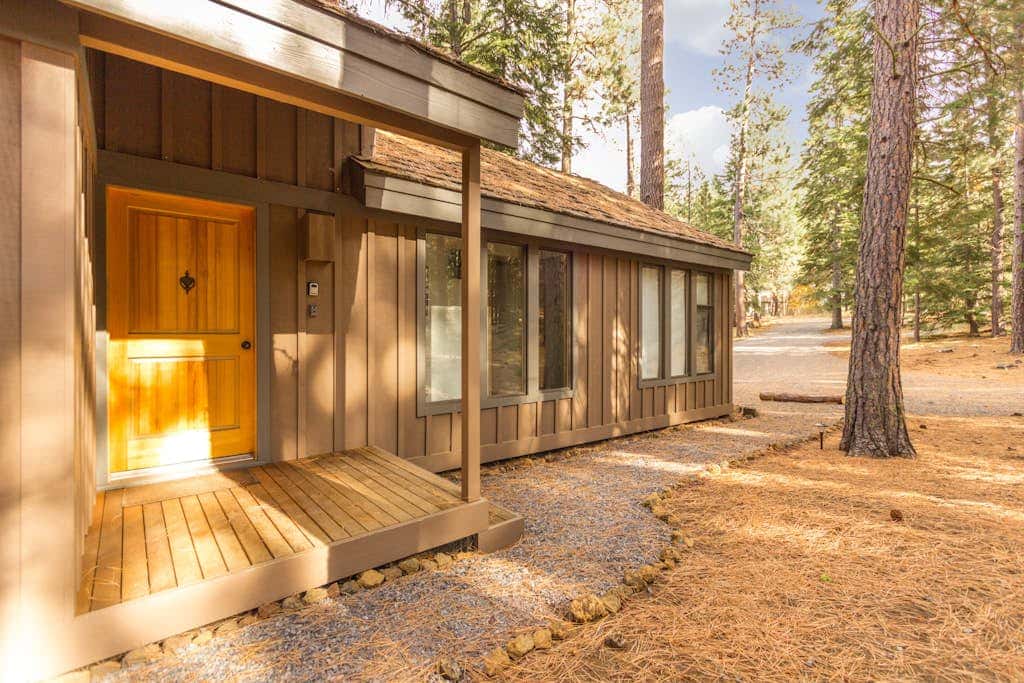Dog-friendly cabin with deck, mountain views, pools, & hot tubs