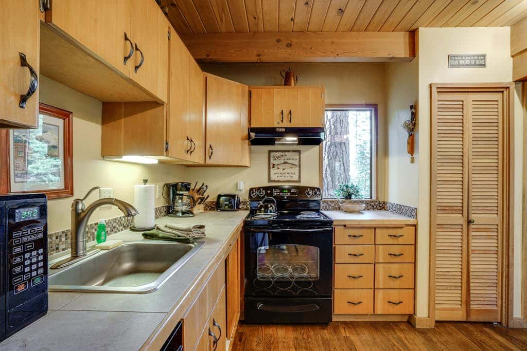Dog-friendly cabin with deck, mountain views, pools, & hot tubs