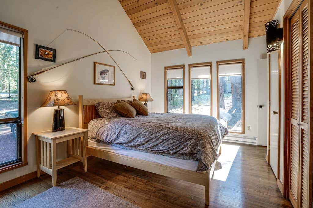 Dog-friendly cabin with deck, mountain views, pools, & hot tubs