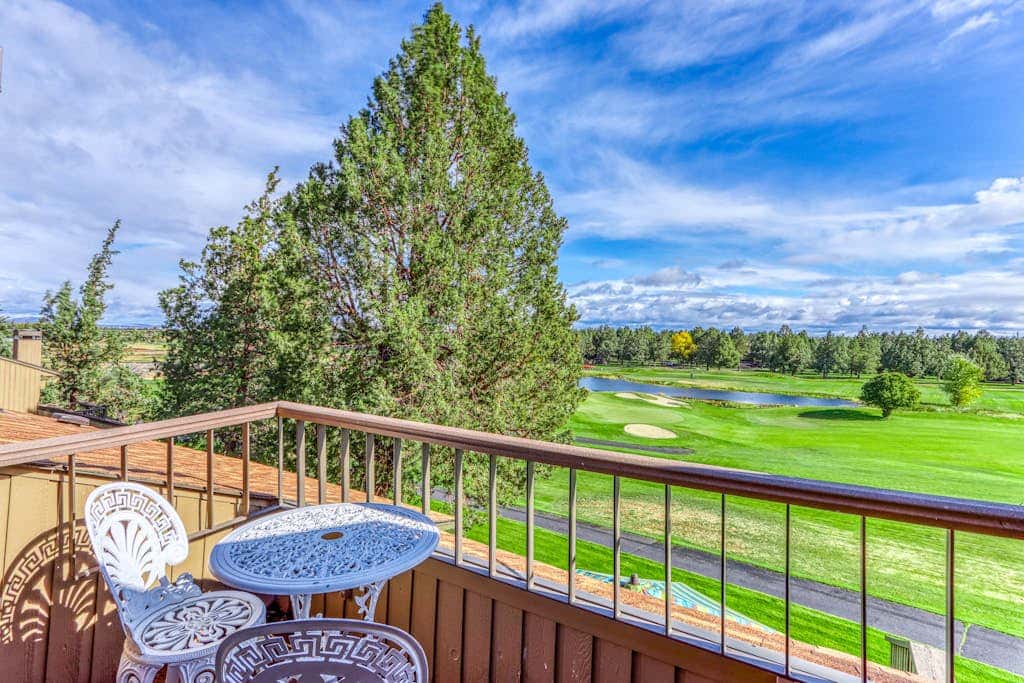 Refined golf course resort home on the fairway with a private hot tub