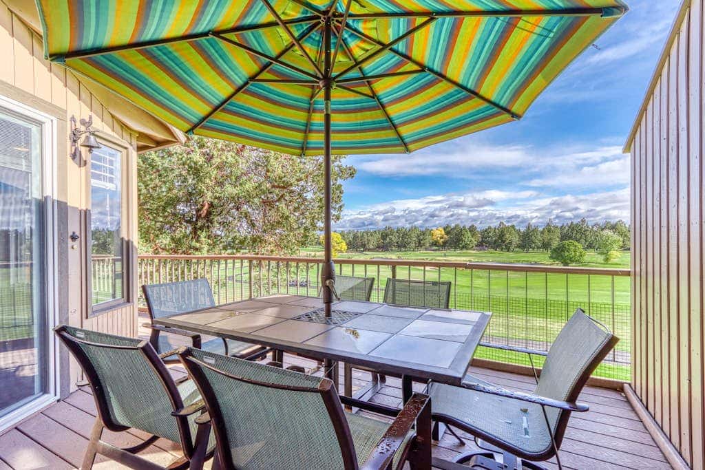 Refined golf course resort home on the fairway with a private hot tub