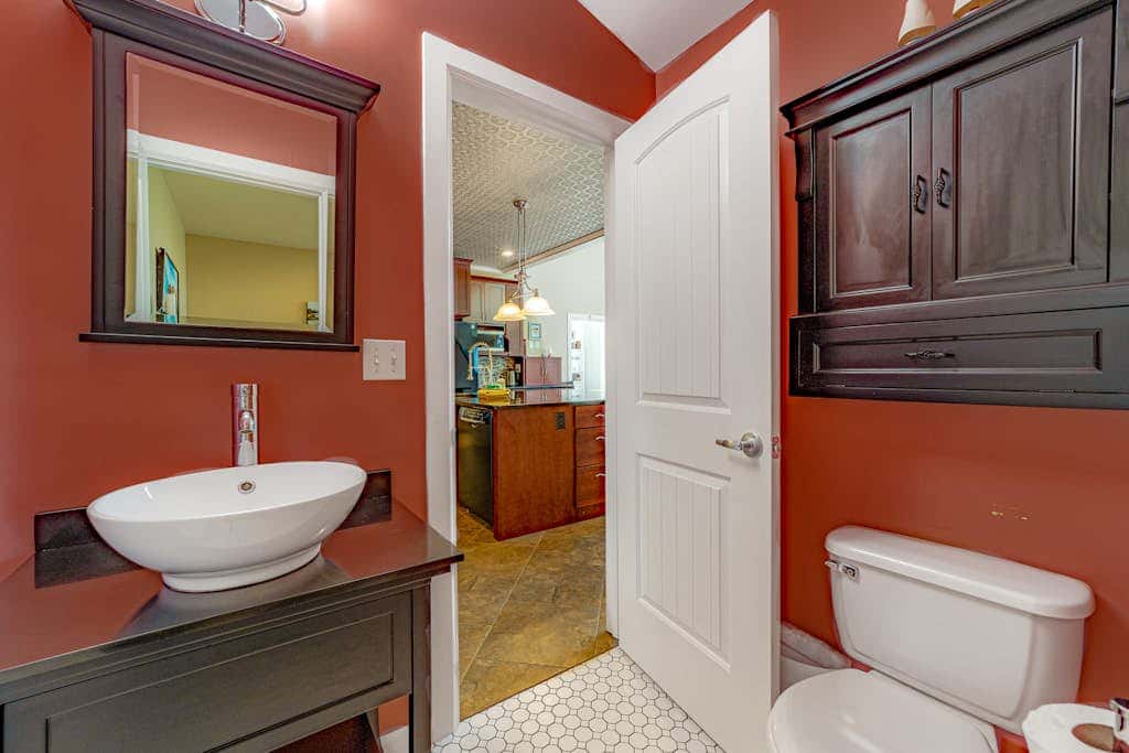 Dog-friendly ocean view home with WiFi, remote work spaces, and washer&dryer