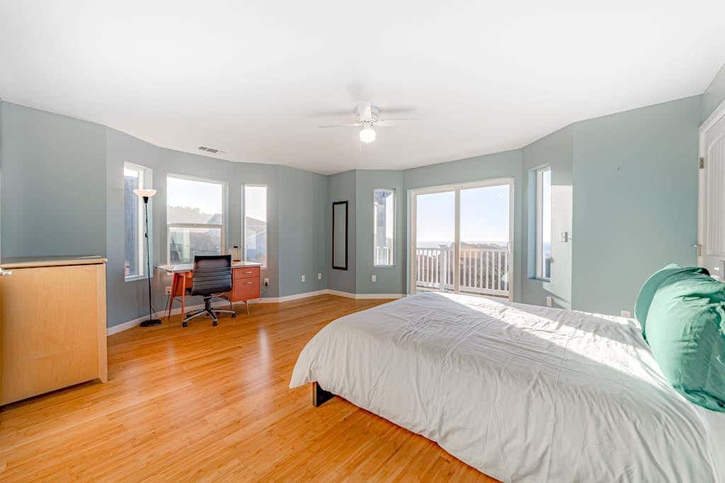 Dog-friendly ocean view home with WiFi, remote work spaces, and washer&dryer