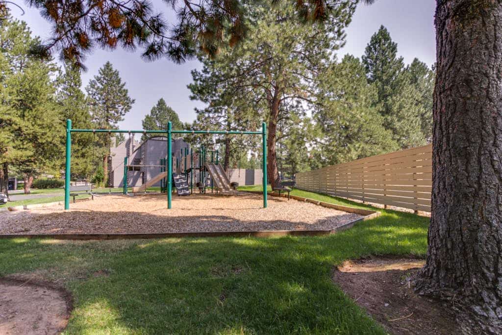 Mt Bachelor Village - Seclusion in Century West