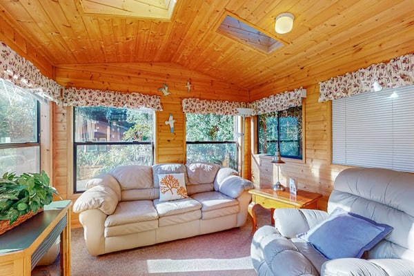 Drift Away Cabin