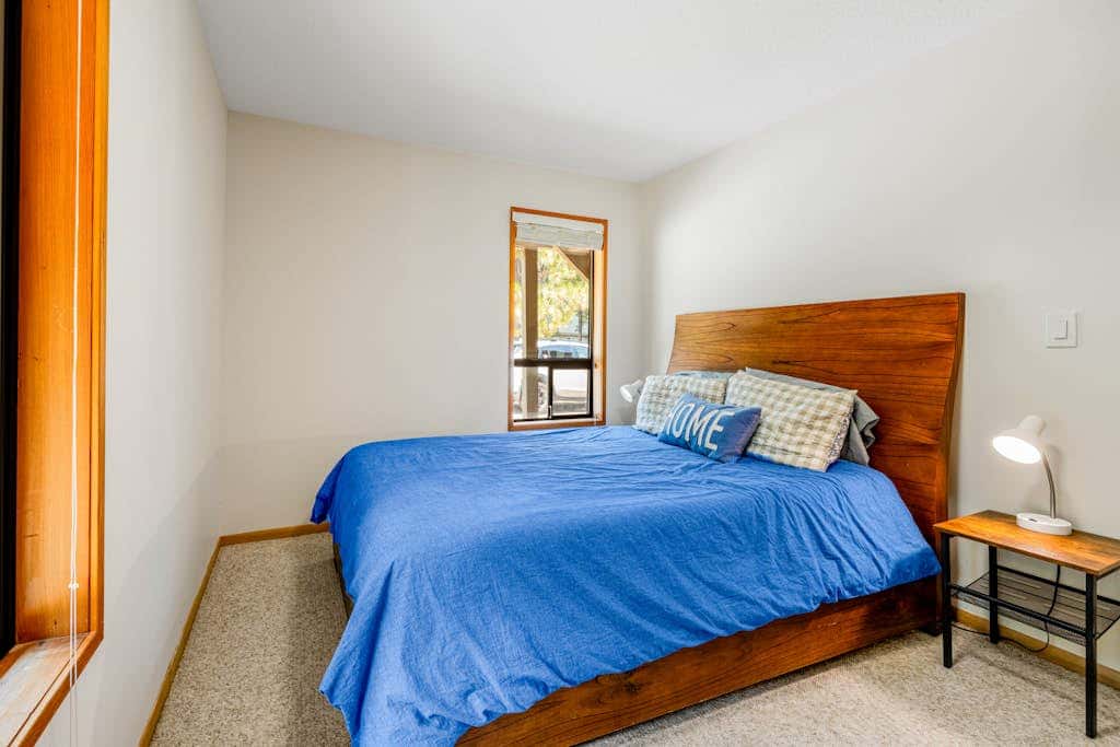 House in Black Butte Ranch with shared amenities