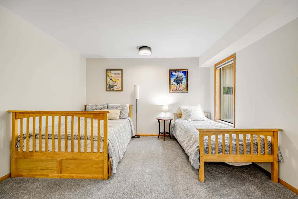 House in Black Butte Ranch with shared amenities