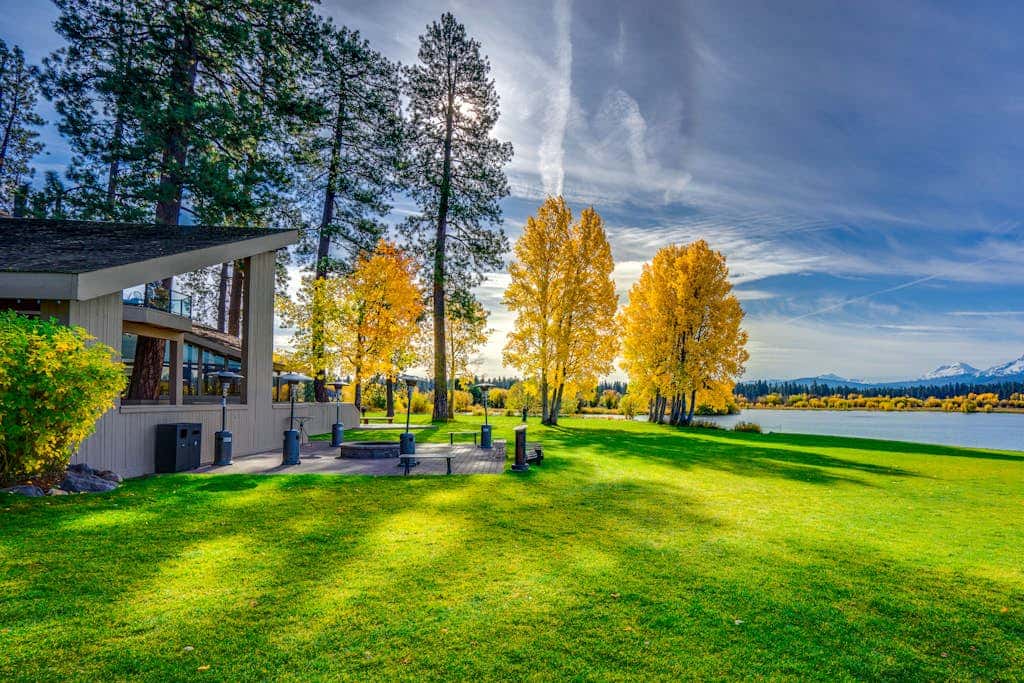 House in Black Butte Ranch with shared amenities