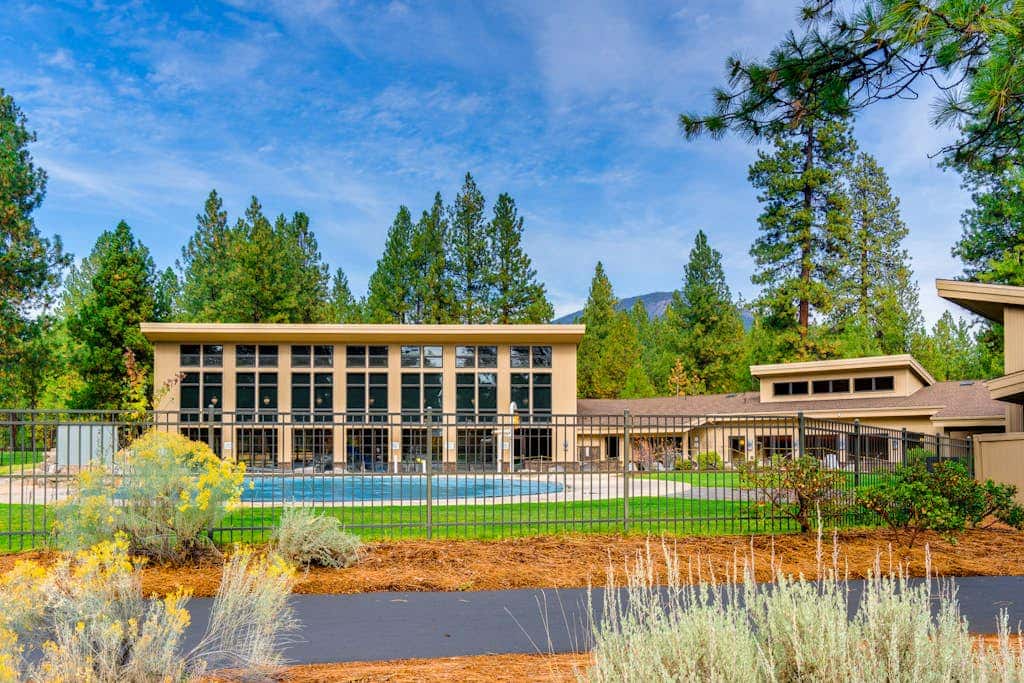 House in Black Butte Ranch with shared amenities