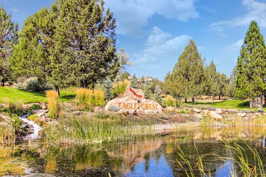 Dog-friendly townhome with mountain views, pools, hot tubs, fitness room, & W&D