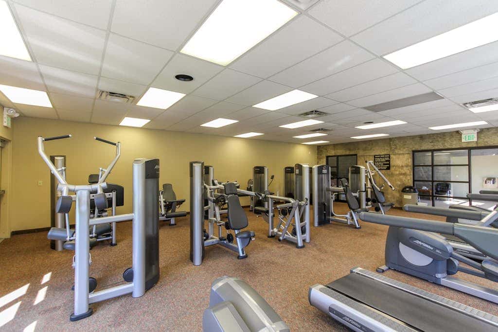 Dog-friendly townhome with mountain views, pools, hot tubs, fitness room, & W&D