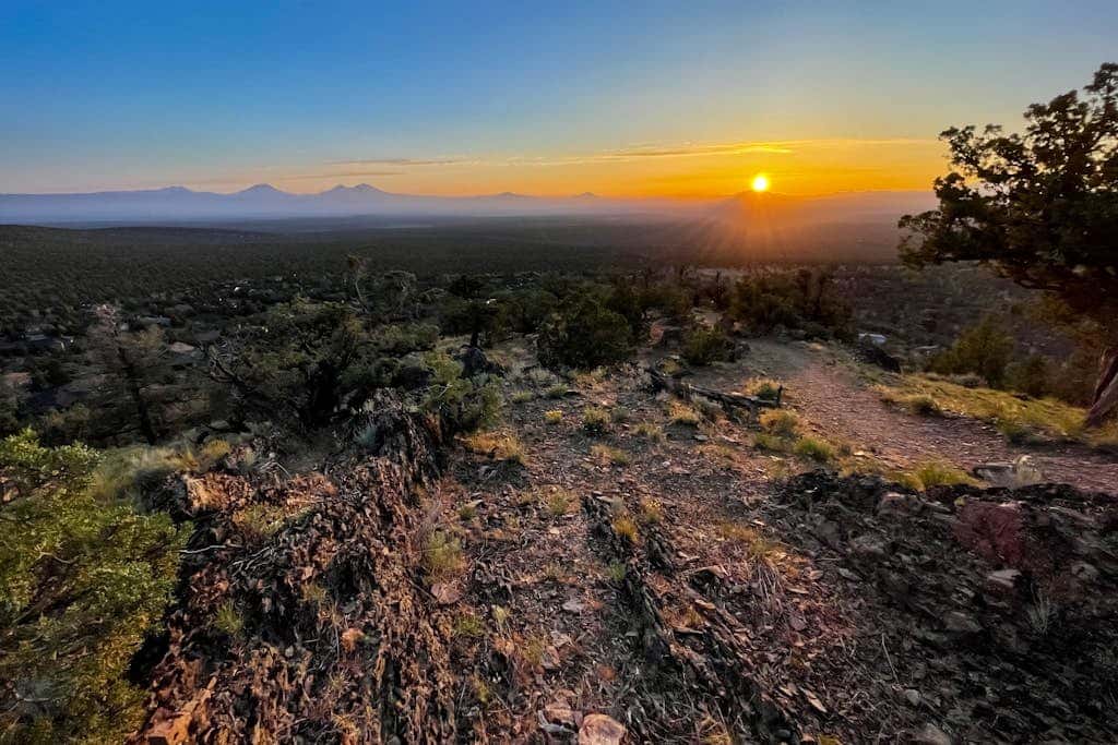 Dog-friendly townhome with mountain views, pools, hot tubs, fitness room, & W&D