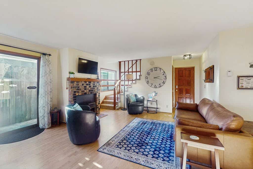 Winchester Bay Coastal Retreat