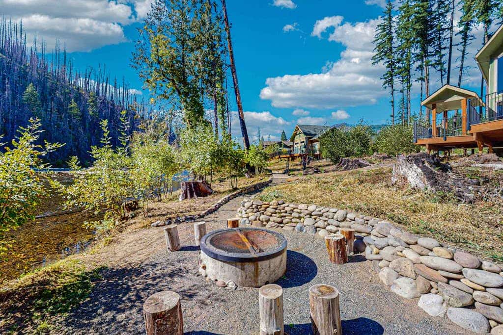 McKenzie River Retreat