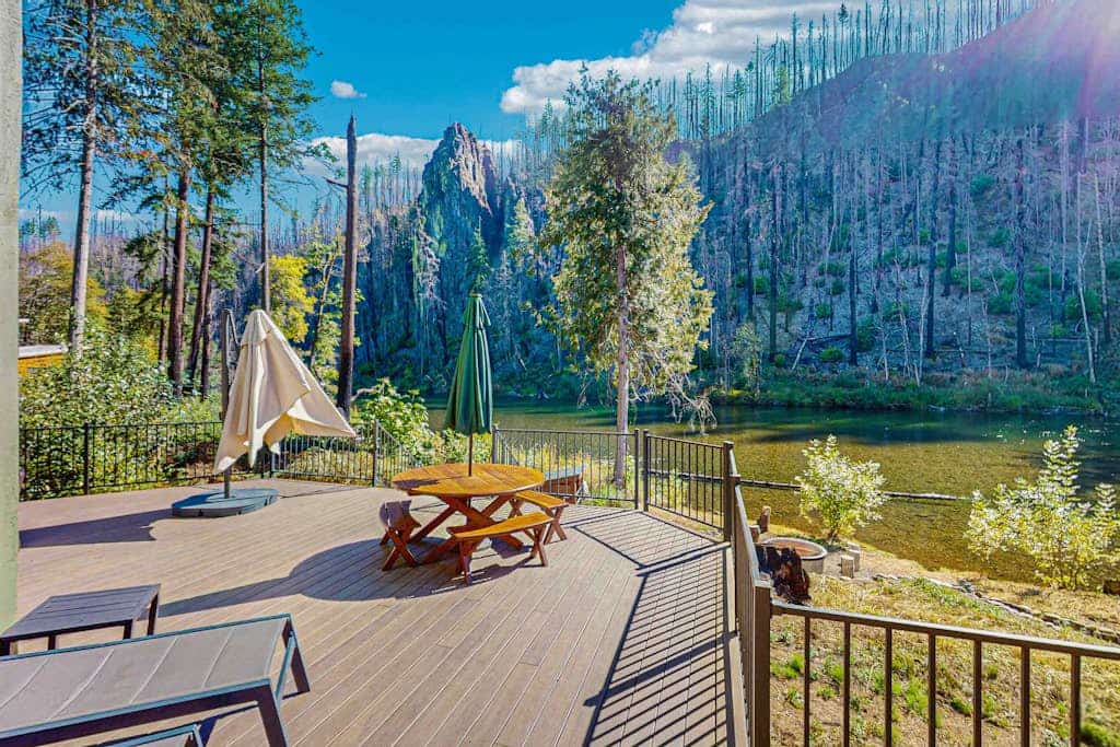 McKenzie River Retreat