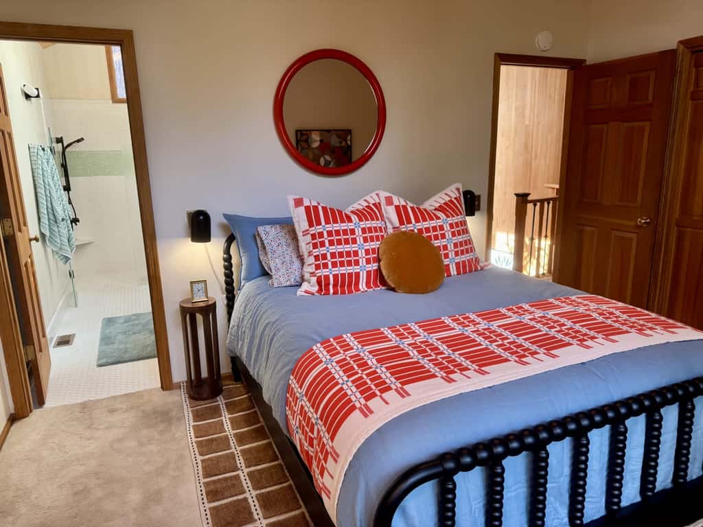 A modern mountain retreat designed for gathering, comfort and connection