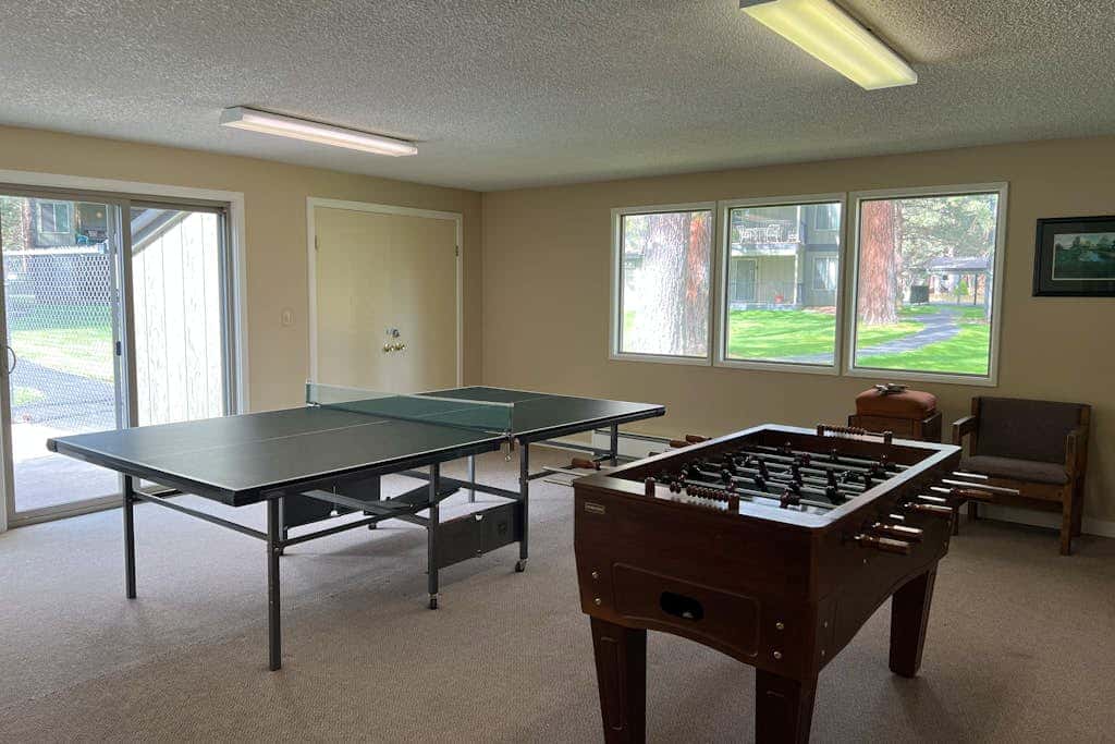 Delightful escape near downtown with shared pool & hot tub, rec room, & large deck