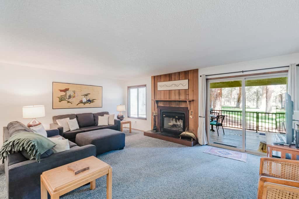Delightful escape near downtown with shared pool & hot tub, rec room, & large deck