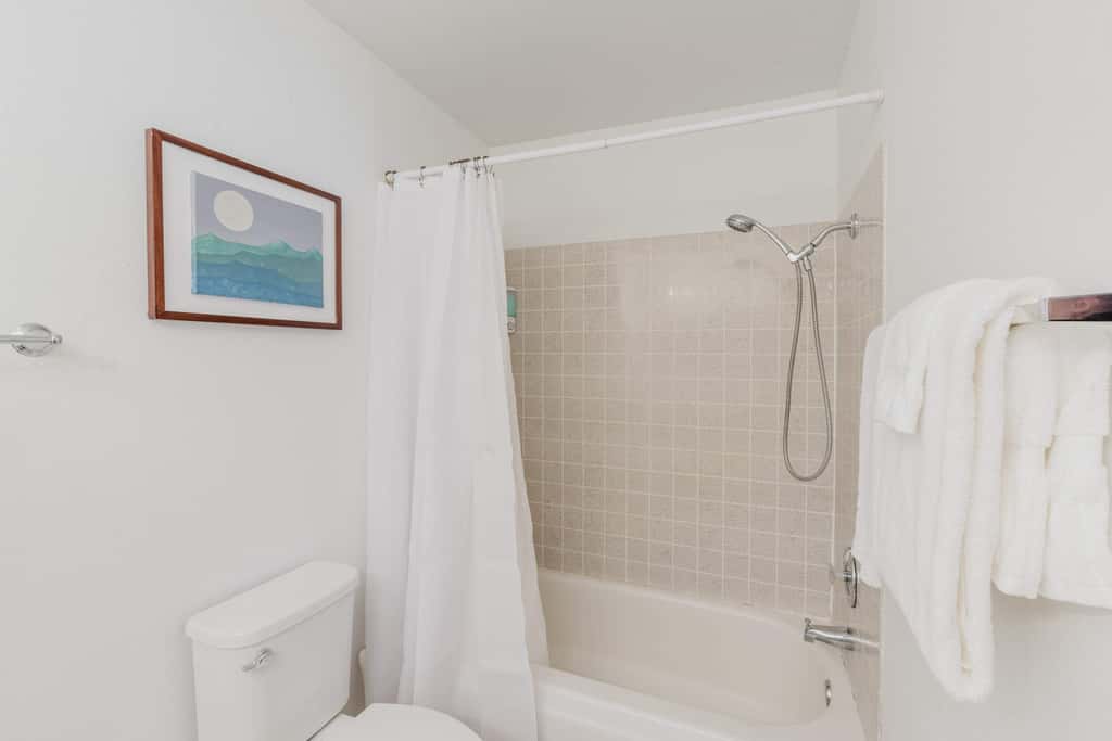 Delightful escape near downtown with shared pool & hot tub, rec room, & large deck