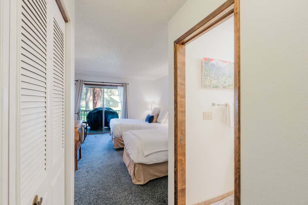 Delightful escape near downtown with shared pool & hot tub, rec room, & large deck