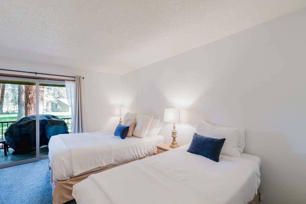 Delightful escape near downtown with shared pool & hot tub, rec room, & large deck