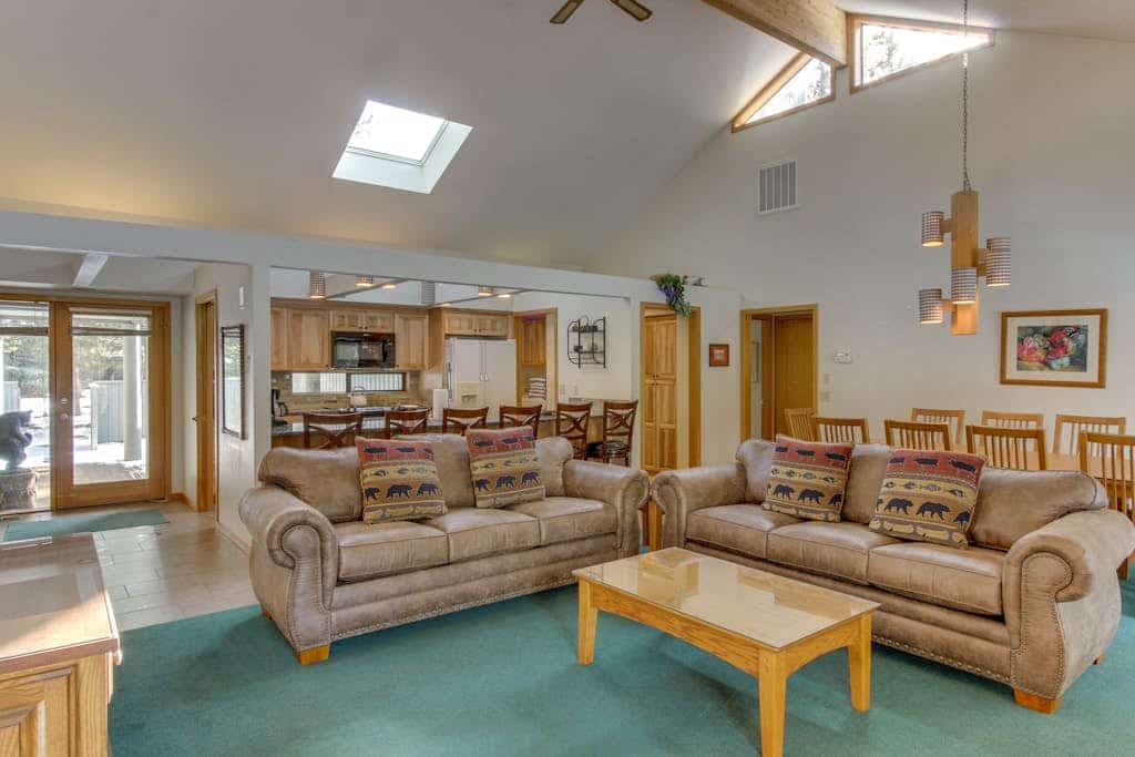 Lassen Lane 16