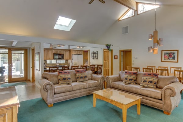 Lassen Lane 16