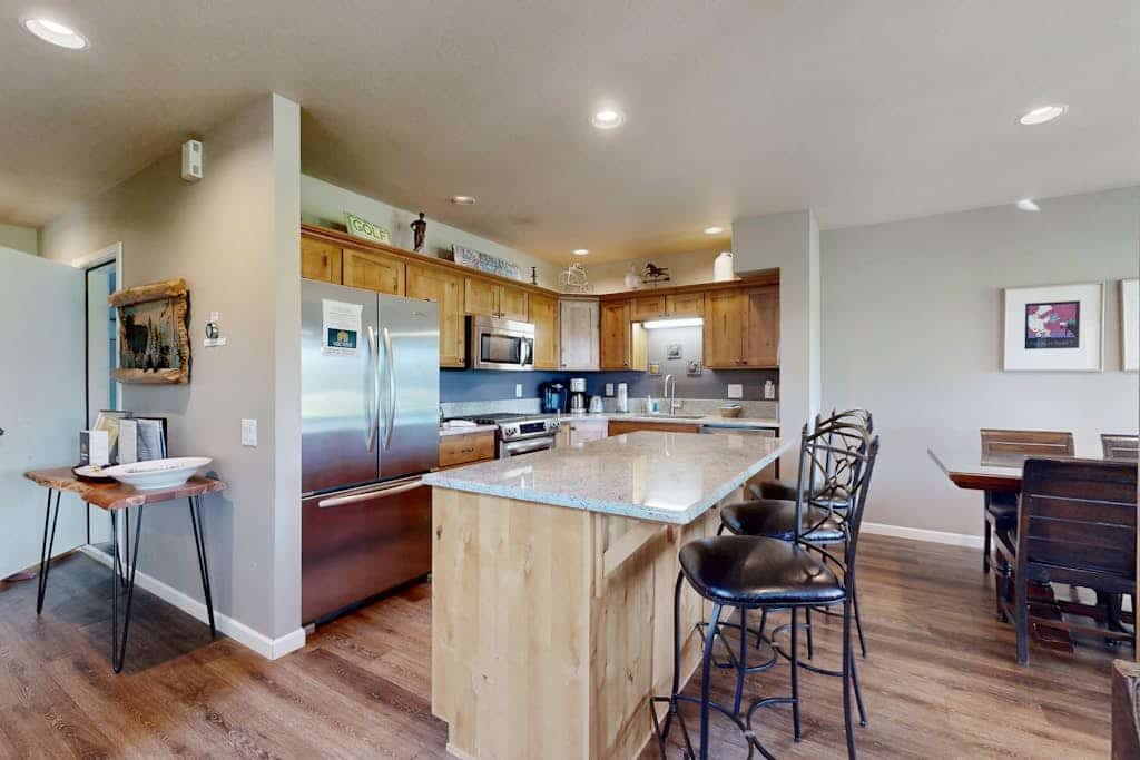 Eaglewood 16