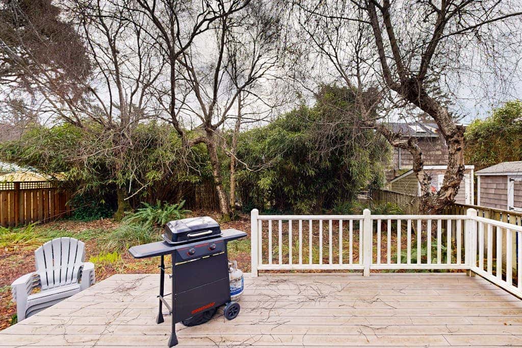Dog-Friendly Home Close to the Beach
